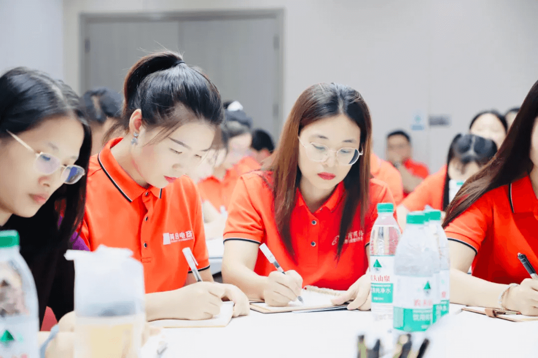 华企集团2024年双十一启动会暨秋季运动会圆满成功 华企集团2024年双十一启动会暨秋季运动会圆满成功